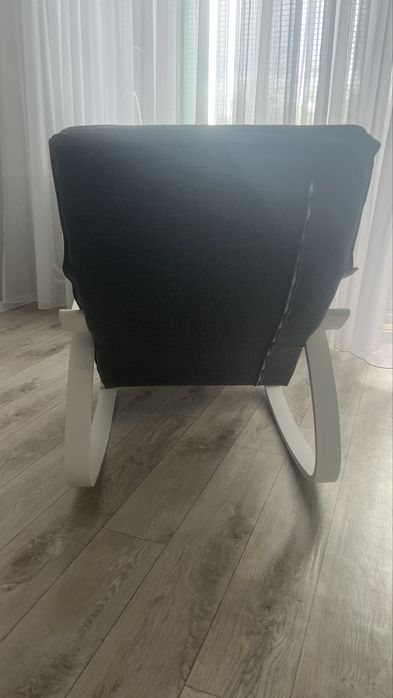 Кресло качалка с подножкой