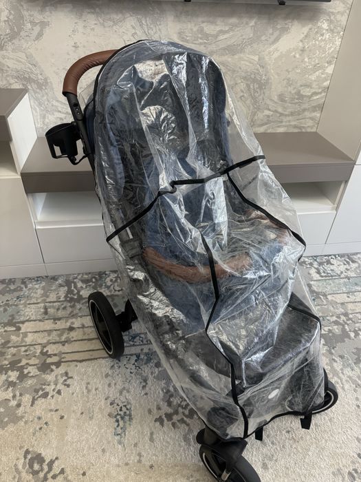 Удобная коляска для малышей