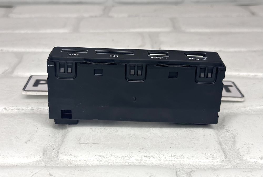 Порт SIM SD USB AUDI A6 A7 A8 Q7 Q8 4N0035736A