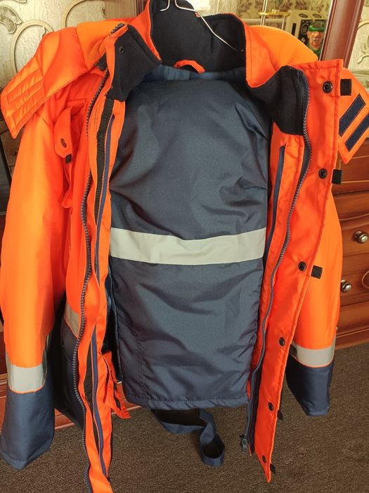 Продаю комплект спецодежды размер 60-62