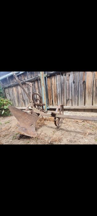 Vând utilaje agricole