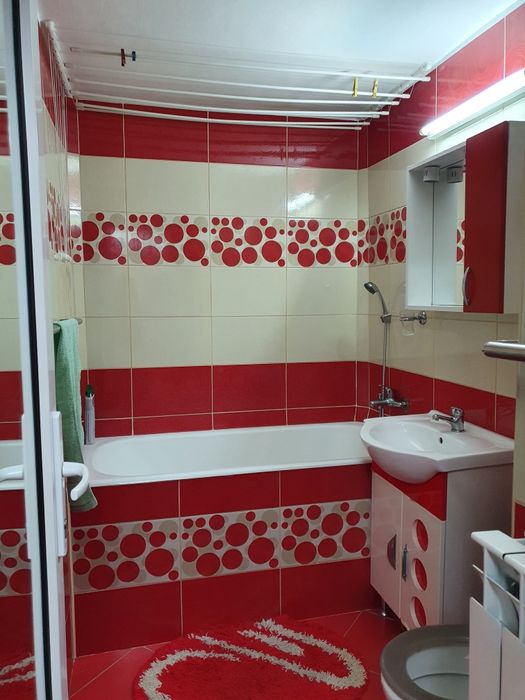 Apartament cu 2 camere de închiriat