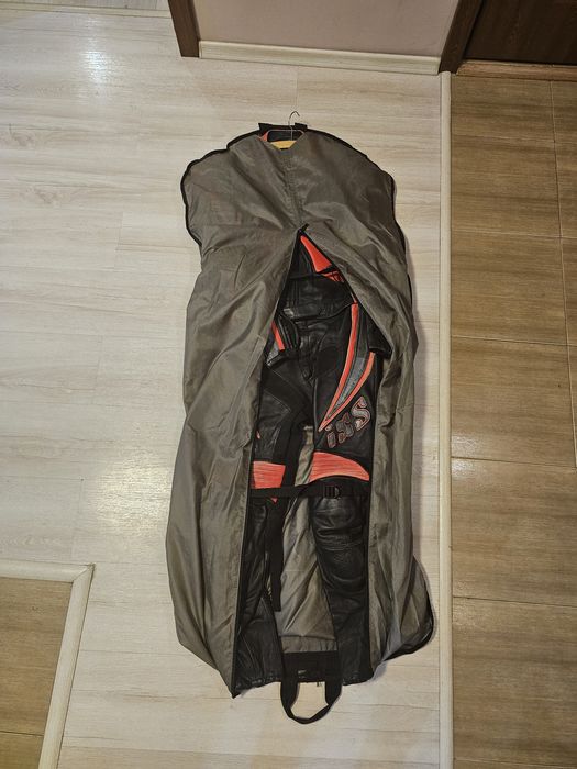 Екип от 2 част IXS 52(L) размер