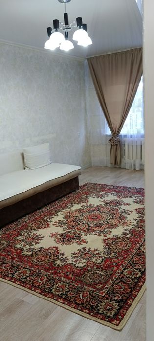 Продается двухкомнатная квартира в районе вокзала.