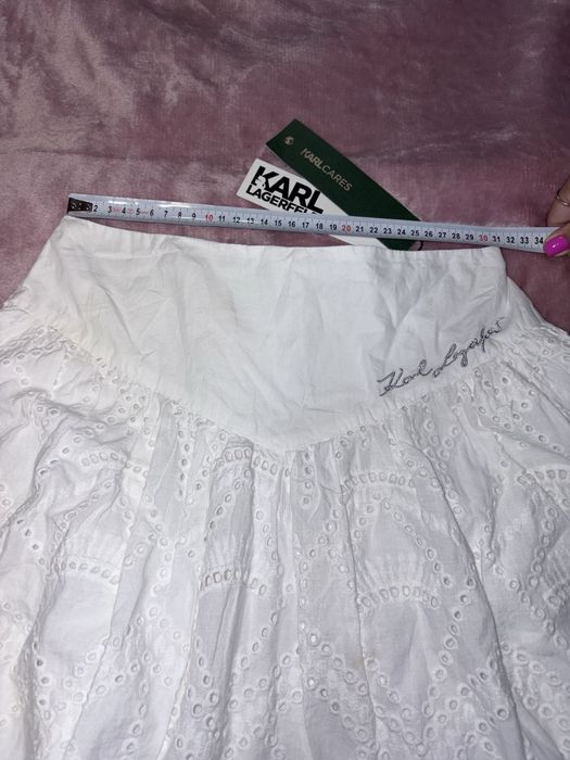 Fustă S 38 Alb Albă Karl Lagerfeld eticheta alb albă negru argintiu