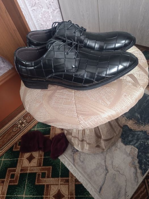 Продам новую обувь