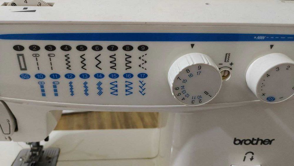 Швейная машина brother