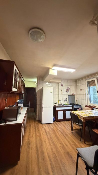 Apartament cu 3 cameră