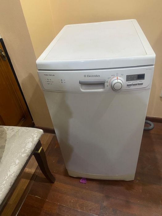 Посудомоечная машина electrolux