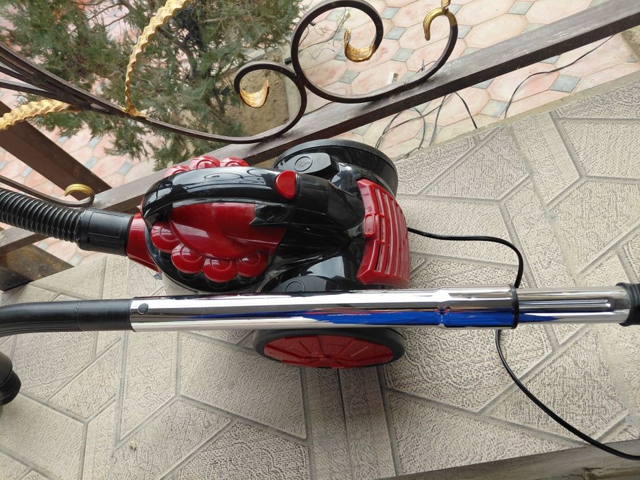 Пелосос сатам жасап тур