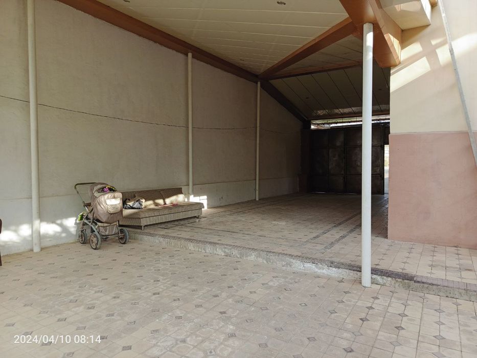 Uchastka sotiladi 8 sotix