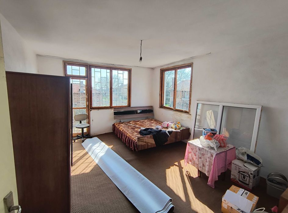 Тухлена къща в с.Боздуганово