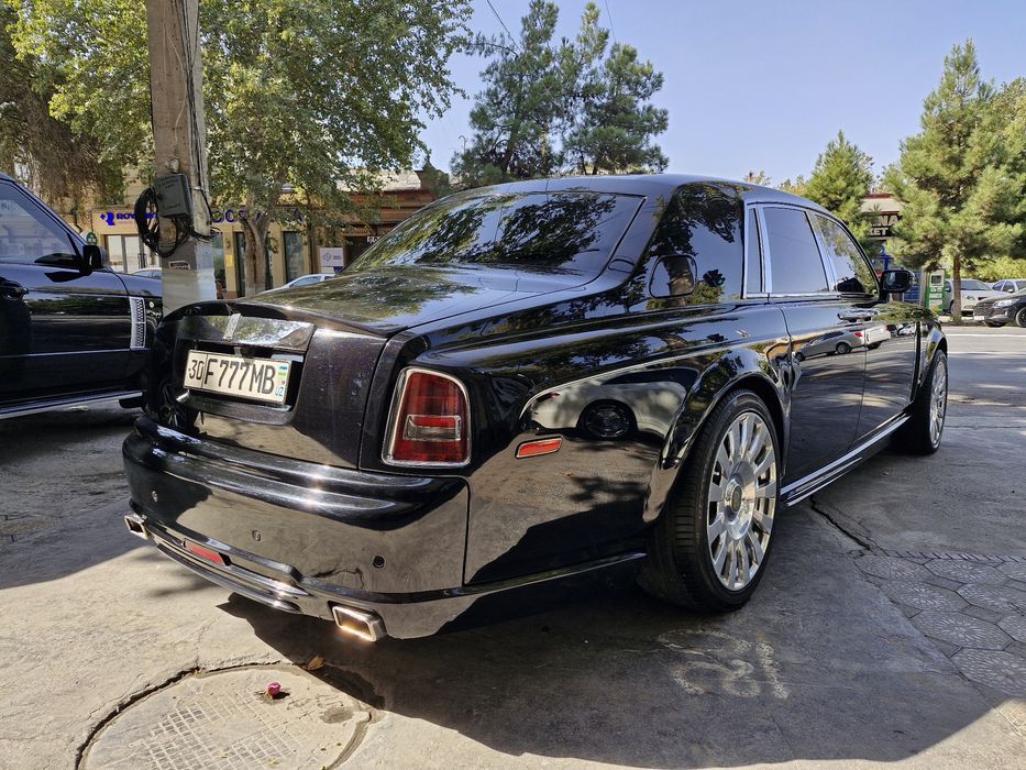 Rolls royce phantom