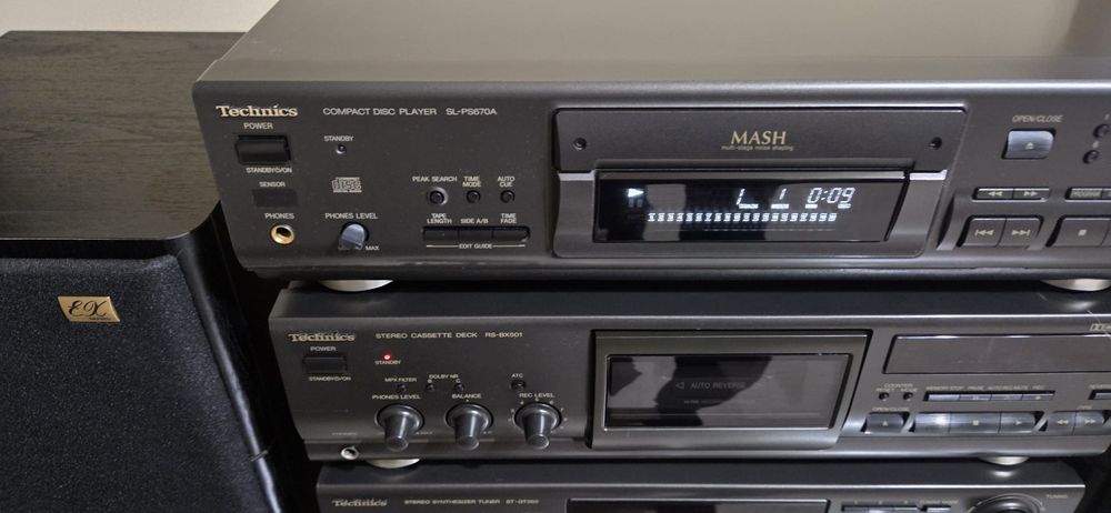 Technics cd player sl ps  670A  impecabil cu telecomanda  originala