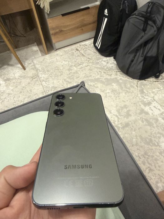 Продаю Samsung S23
