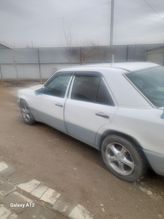 Мерседес сатылады