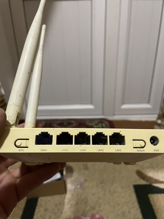 продам роутер нетис