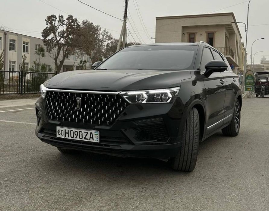 Bestune FAW T77 Luxury Full pozitsiya