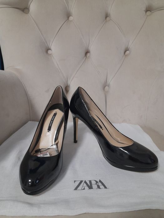 Pantofi stiletto Zara lăcuiți cu toc subțire mărimea 36