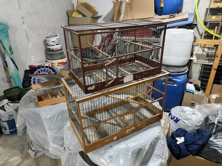 Продавам клетки, волиери.