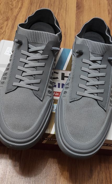 Нови летни спортни обувки No 45