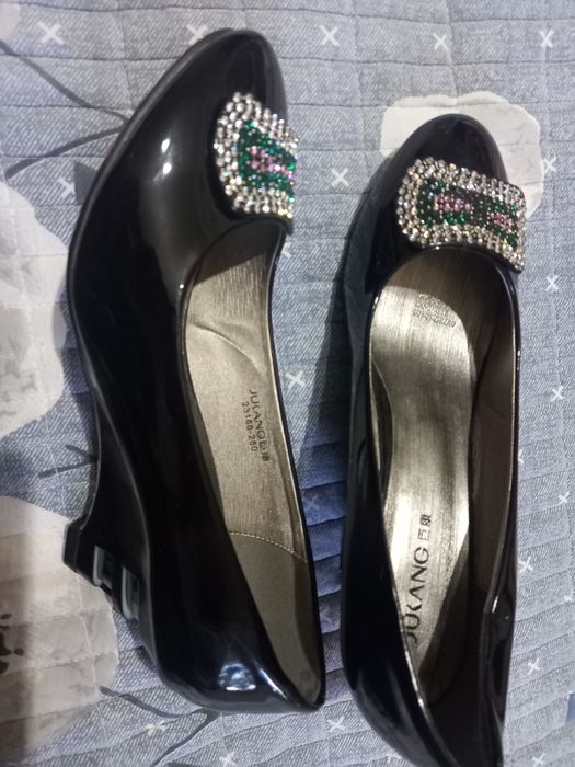 Туфли 39 размерли