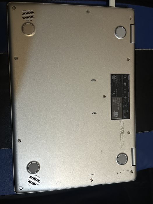 Vand laptop asus chromebook