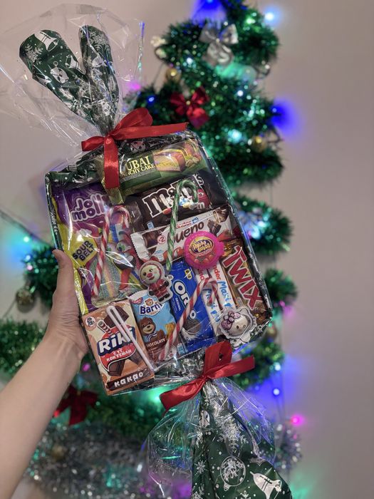 Гигант конфеты подарки