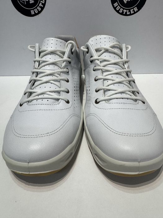 Обувки LOWA GORE-TEX .Номер 44.5