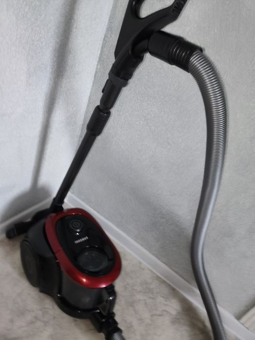 Продам пылесос самсунг