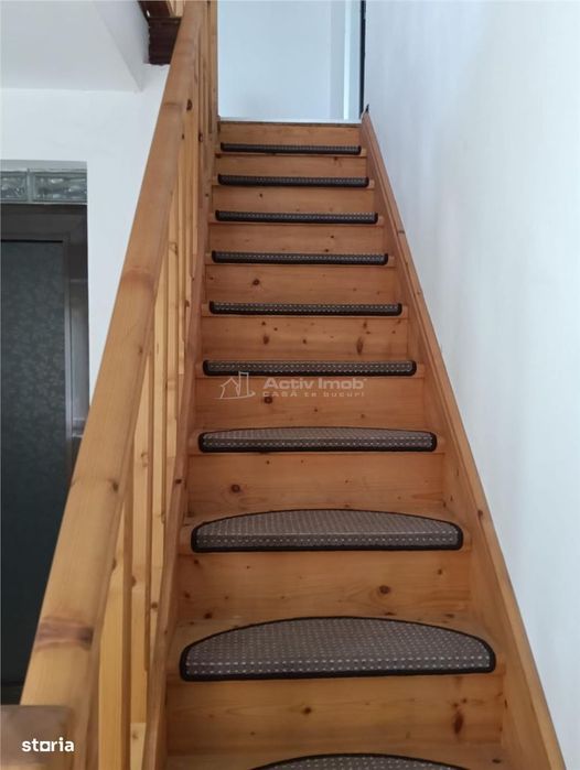 Oferta!! Proprietar -2 case in aceasi curte-4 Dormitoare-Foisor-Strada