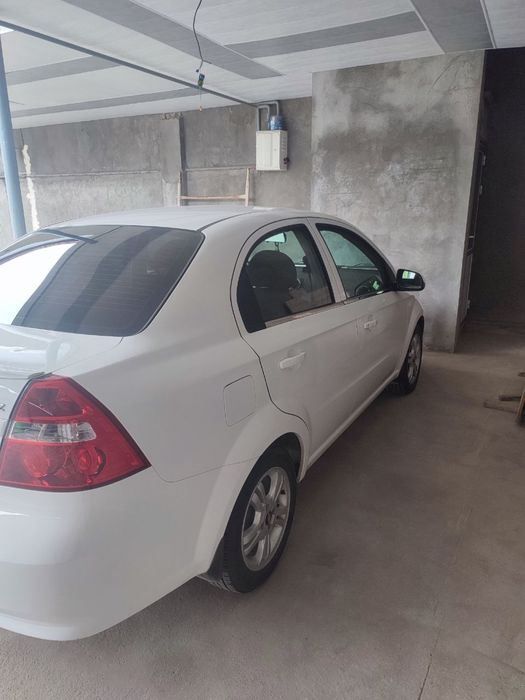 Продается Nexia 3