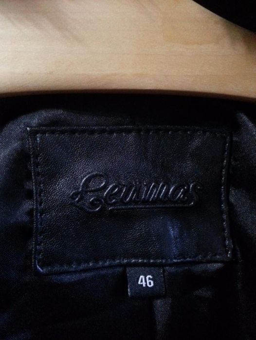 Haina lunga din piele naturala si guler din blana naturala din Spania