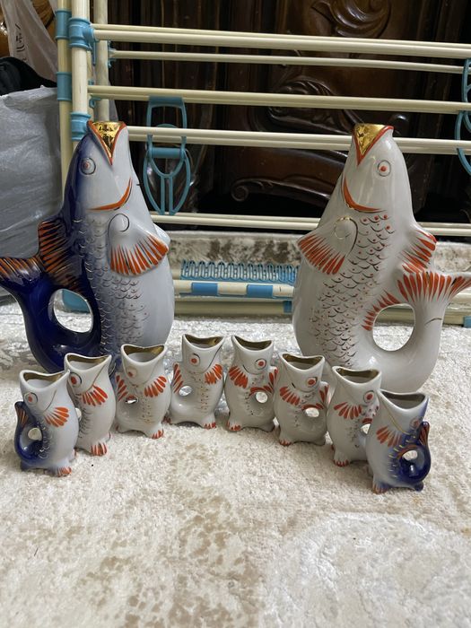 Продается набор советских рюмок в виде рыбы 8 шт и два сосуда