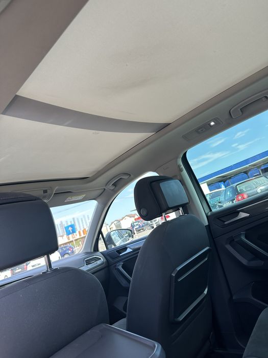 Tiguan r line exterior 2019 ,2*4,cutie automata dsg 7+1 ,padele volan Etc