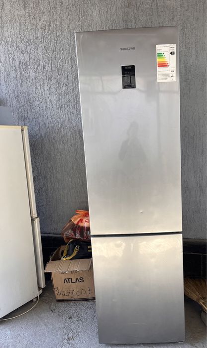 Холадильник сатылады