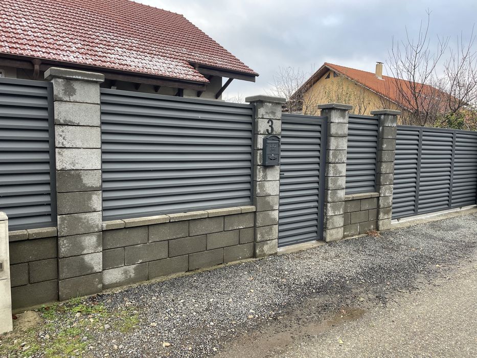 Confectii metalice usoare