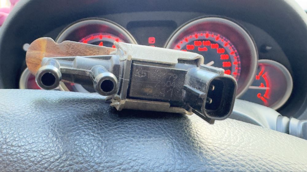 Клапан вакуум Мазда 6 GH 2010-2012г