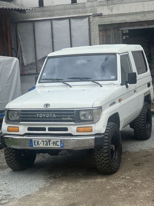 Vand Toyota Land Cruiser j73!!