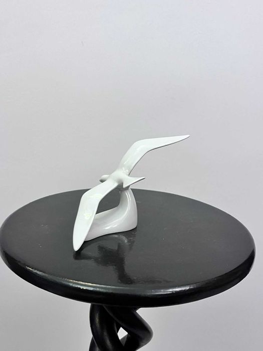 Bibelou bibelouri porumbel  portelan Hollohaza  marcat