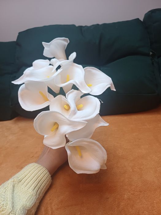 Сватба, кошници, изкуствени цветя