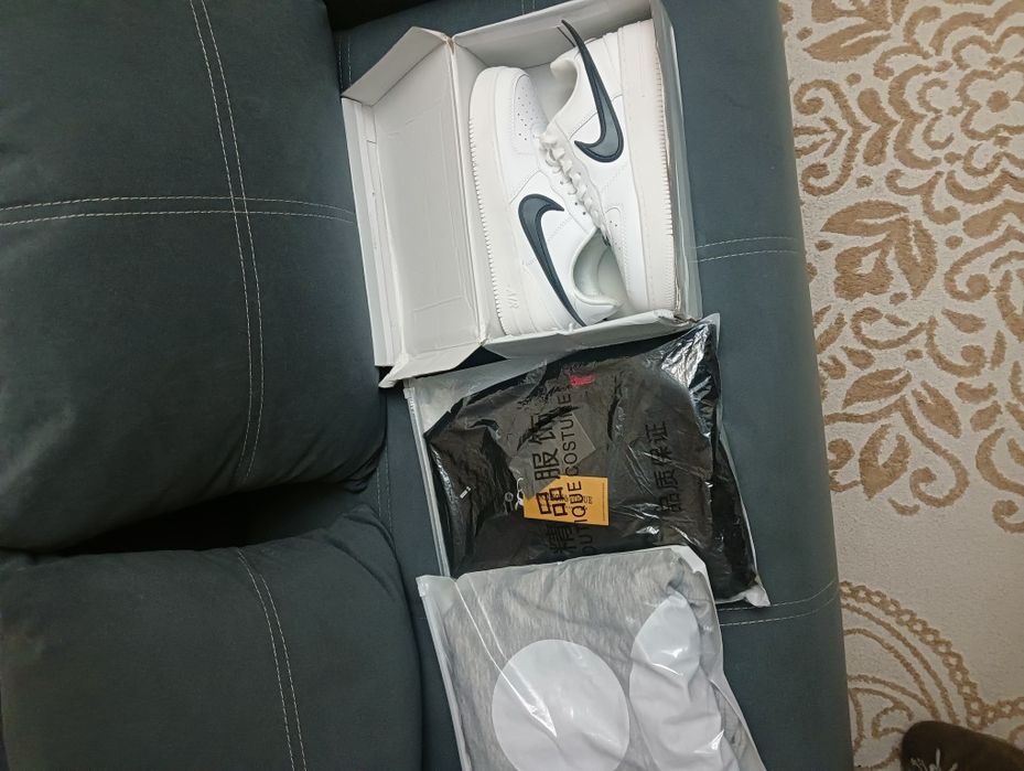 Одежда от Nike, Ralph Lauren,