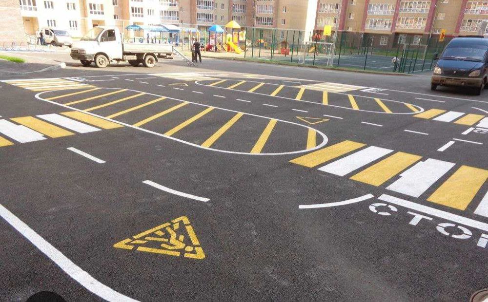 Дорожная разметка стоянки , парковки и другие Yul chiziq stoanka