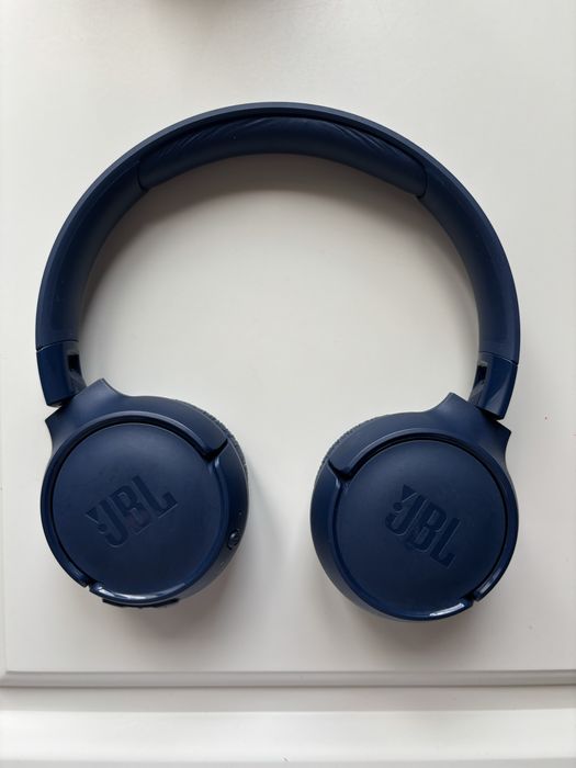 Наушники JBL 520BT