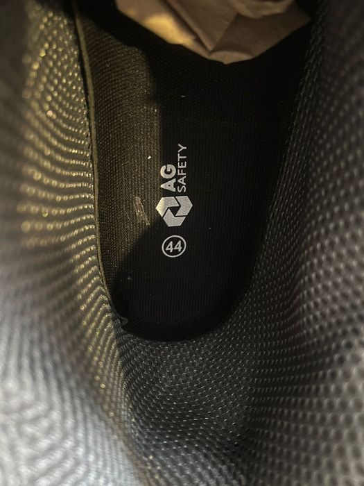 Продам спецобувь