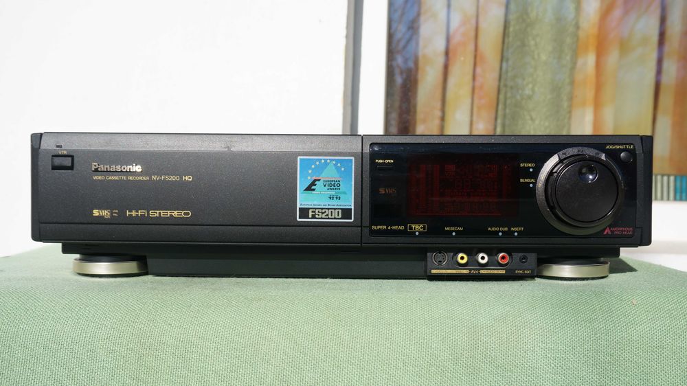 Video recorder S-VHS Panasonic NV-FS200 TBC stereo Hi-Fi