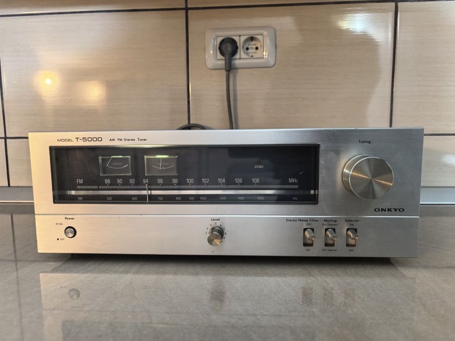 Tuner Onkyo T5000 receiver radio