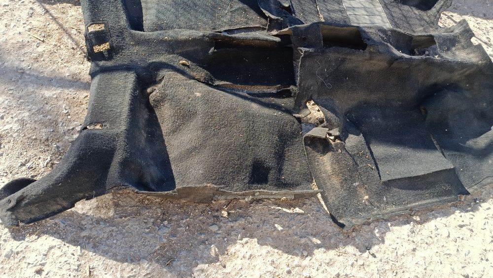 Продам ковралан Пассат  б3 седан