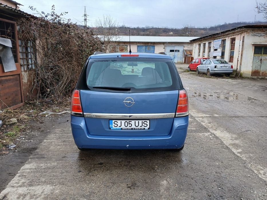 Opel zafira nou