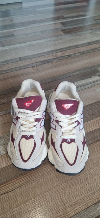 New Balance 9060